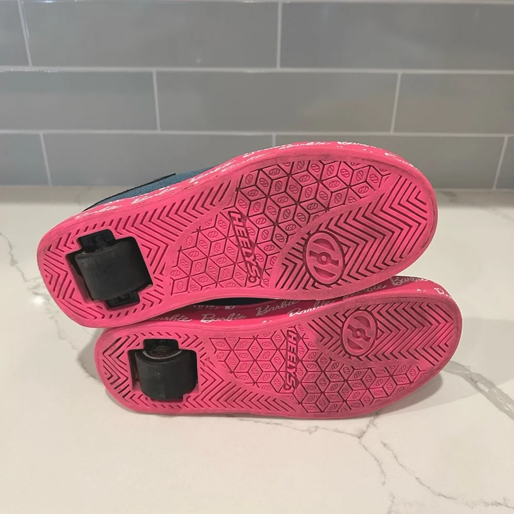 HEELYS Youth Kids Barbie‎ Hustle High Top Wheels Skate Sneaker Shoes 3 Big Kid